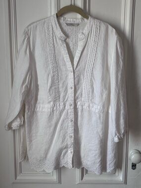 Tweeds Woman’s Linen White 3/4 Sleeve Scalloped Hem Button Front Blouse 2X